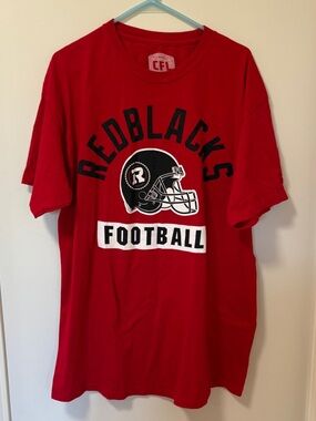 CFL Ottawa Redblacks Football T-Shirt Red Size XL 🏈🏈